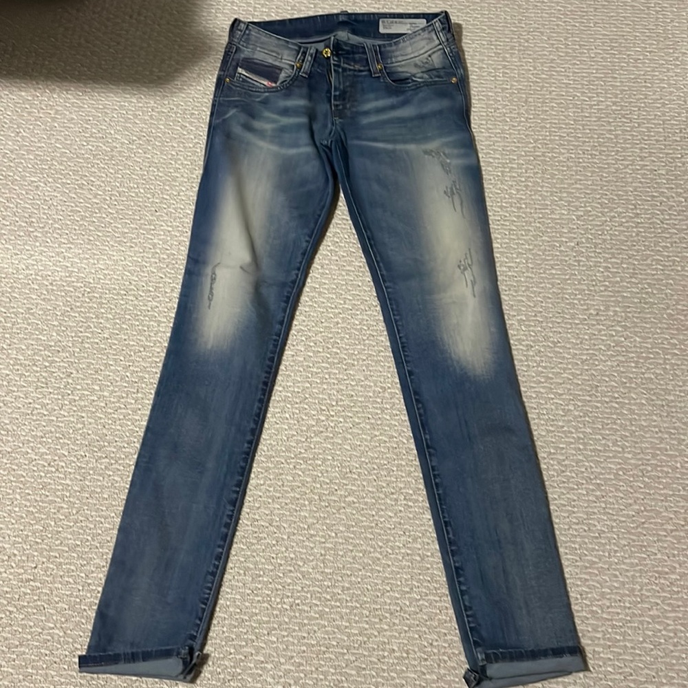 Women’s jeans